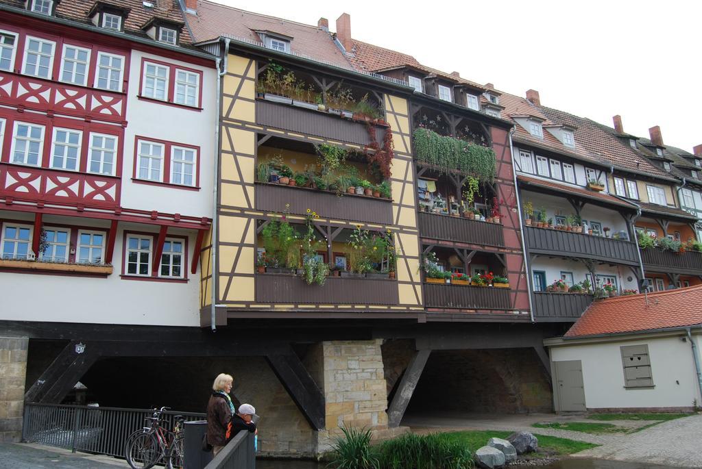 B2-Ferienwohnung Erfurt Bilik gambar